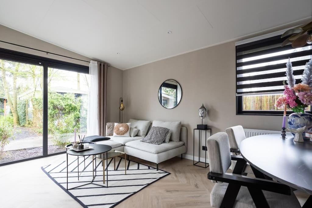 פוטן Veluwe Boutique Lodge מראה חיצוני תמונה