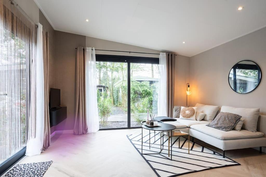 פוטן Veluwe Boutique Lodge מראה חיצוני תמונה